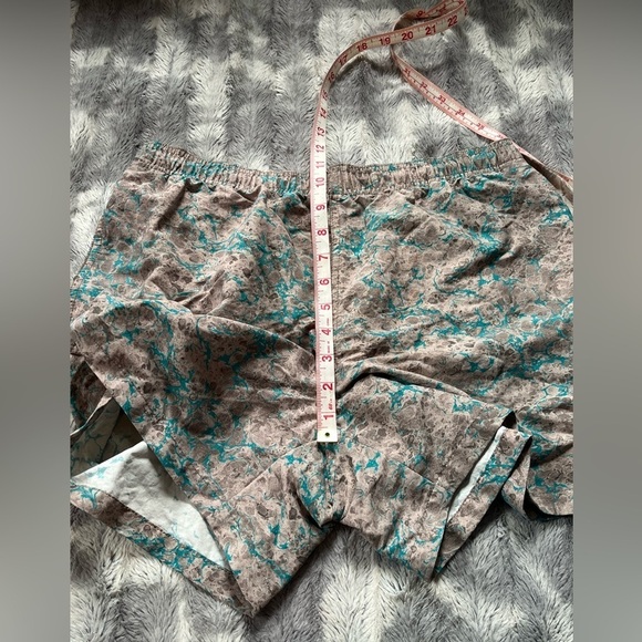 Tna Aritzia Abel 5" Short Water-repellent Shorts Size Medium - Picture 7 of 13